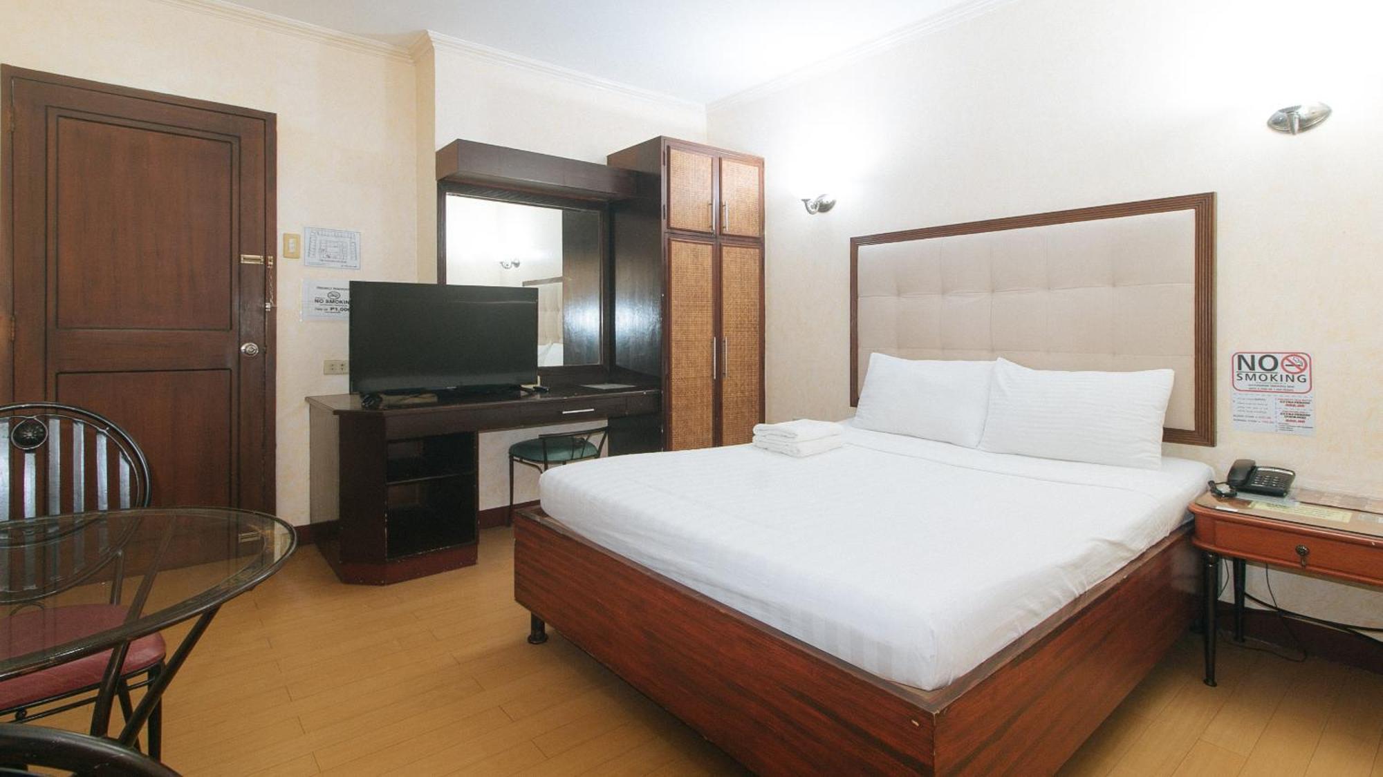 Bliss Hotel Dau Mabalacat 外观 照片